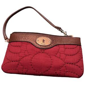 New Fossil Red Quilted Wristlet Purse With Brown Leather Trim & Key Print Lining